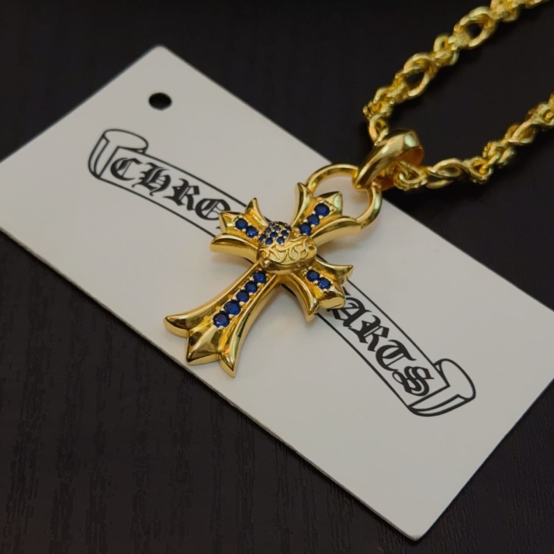 Ch*0me He**ts necklaces